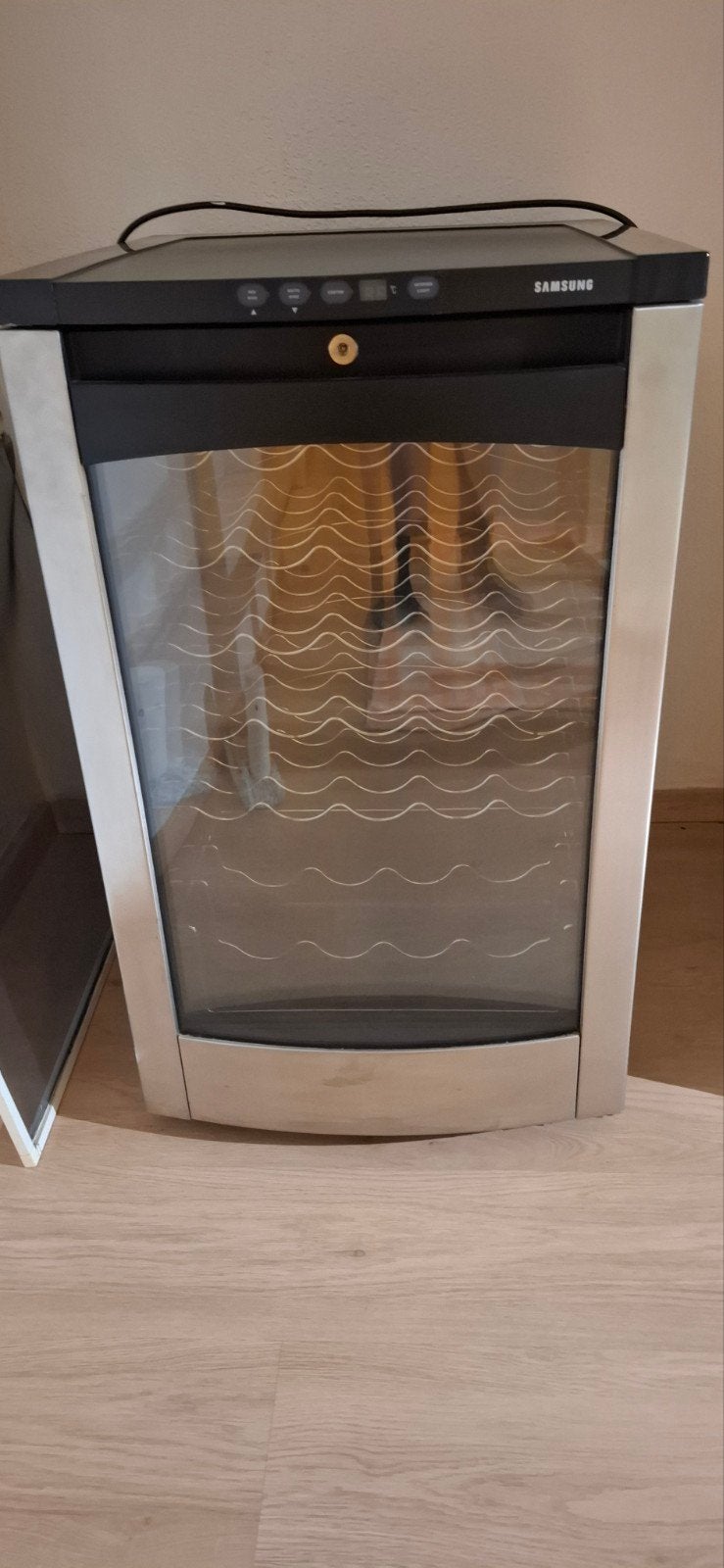 wijn frigo, Ophalen, Nieuw