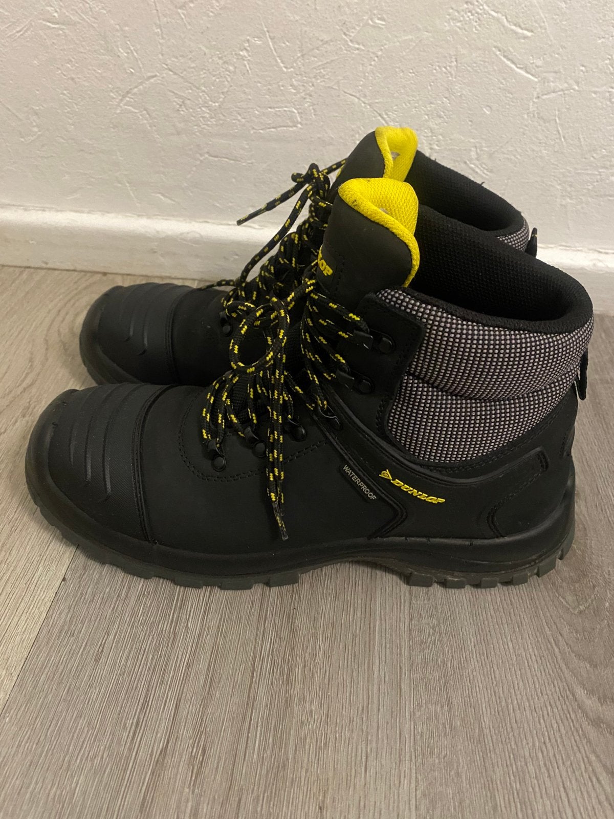 Chaussure de sécurité Dunlop, Vêtements | Hommes, Chaussures, Enlèvement, Comme neuf