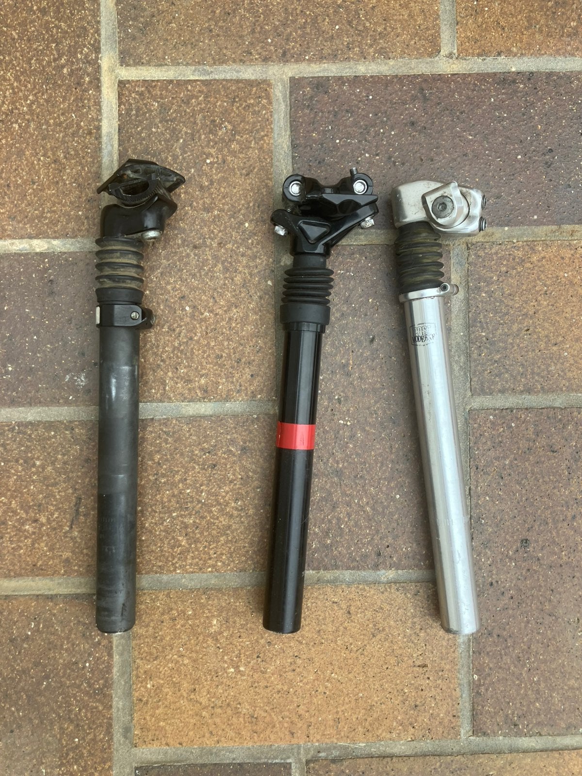 Tige de selle suspendue pour vélo de ville, Enlèvement ou Envoi, Acier, Selle, Utilisé
