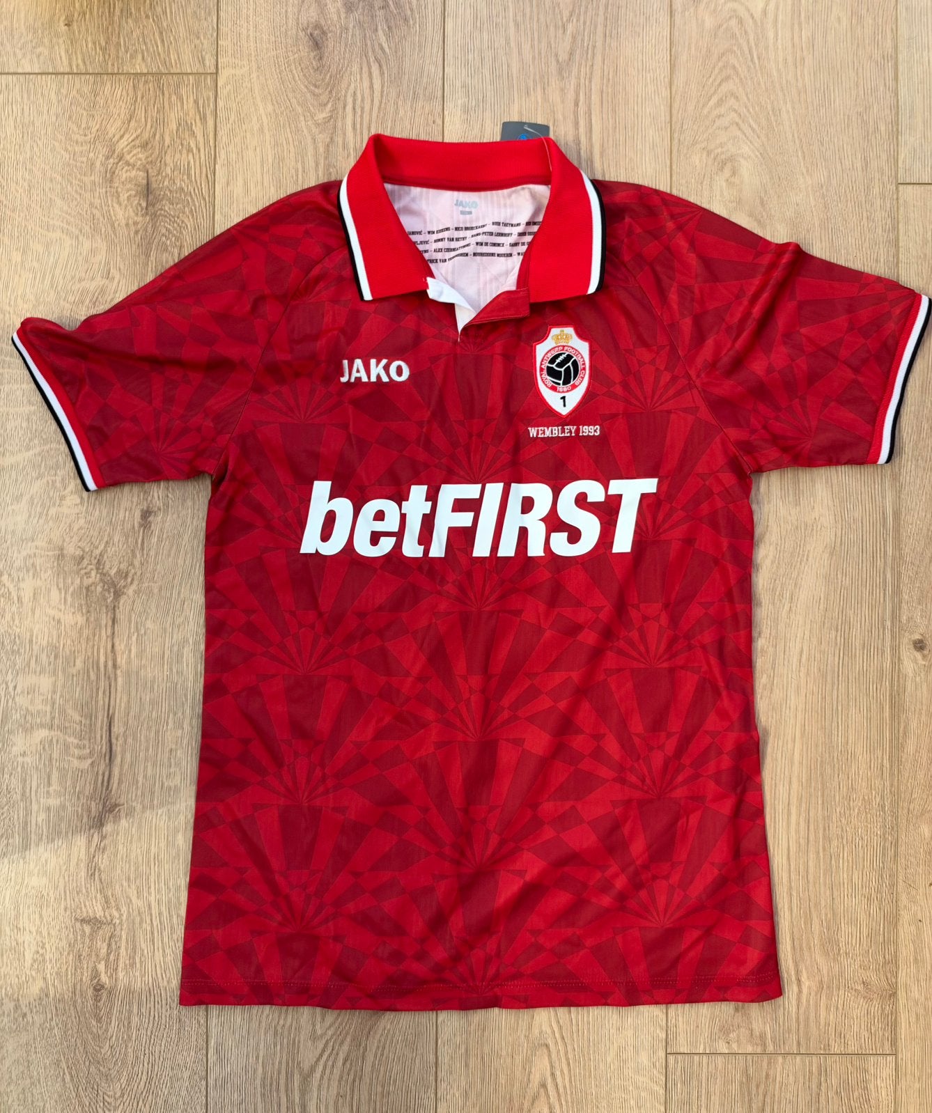 Gesigneerd RAFC "Wembley" shirt - Alderweireld, Sport en Fitness, Maat M, Ophalen, Nieuw, Shirt