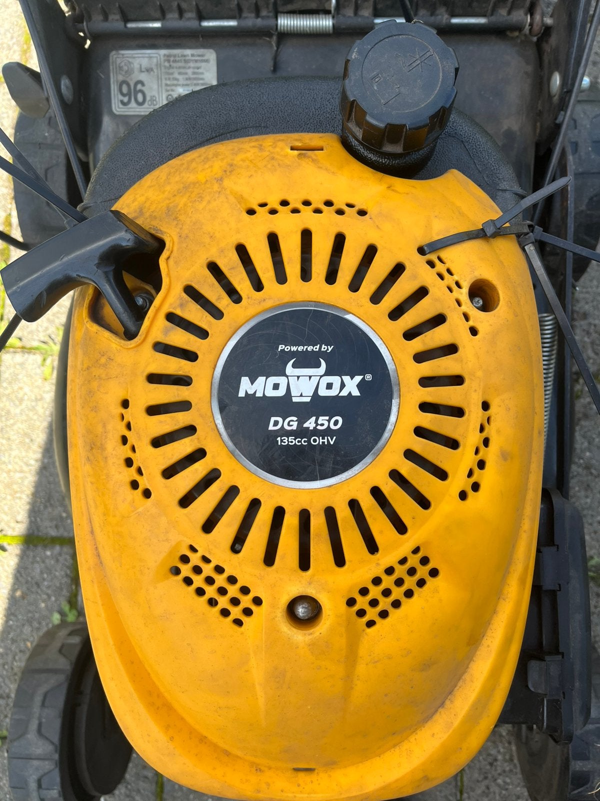 Mowox zelftrekkende grasmaaier, Tuin en Terras, Ophalen, Zo goed als nieuw