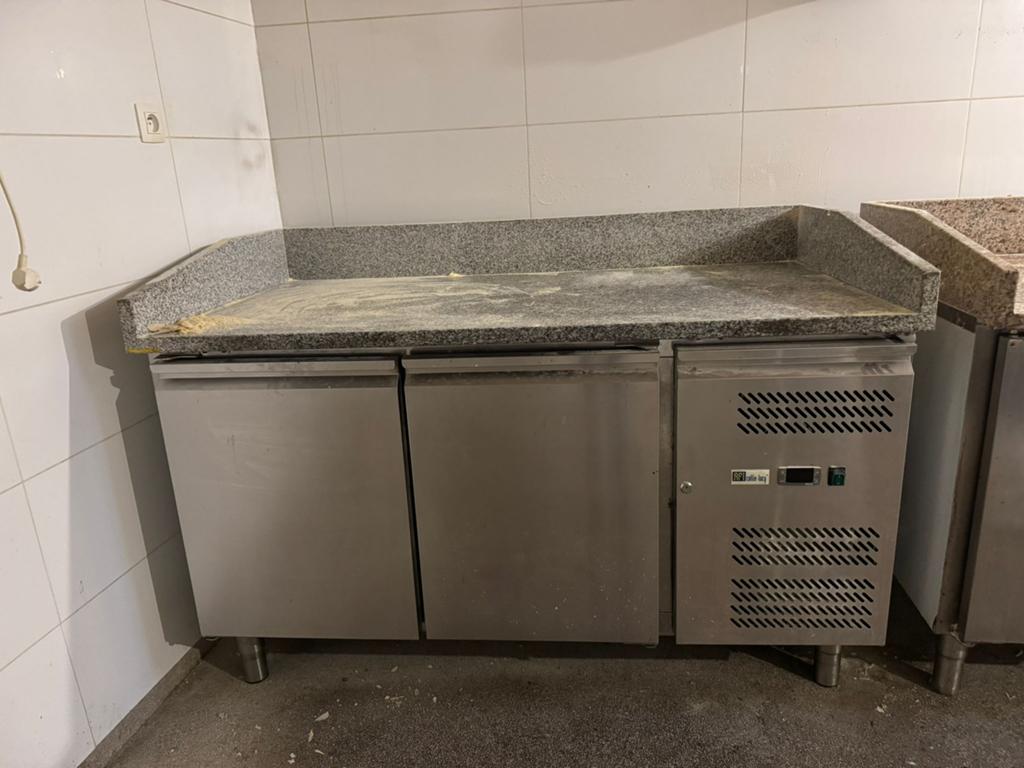 Pizza oven .., Ophalen