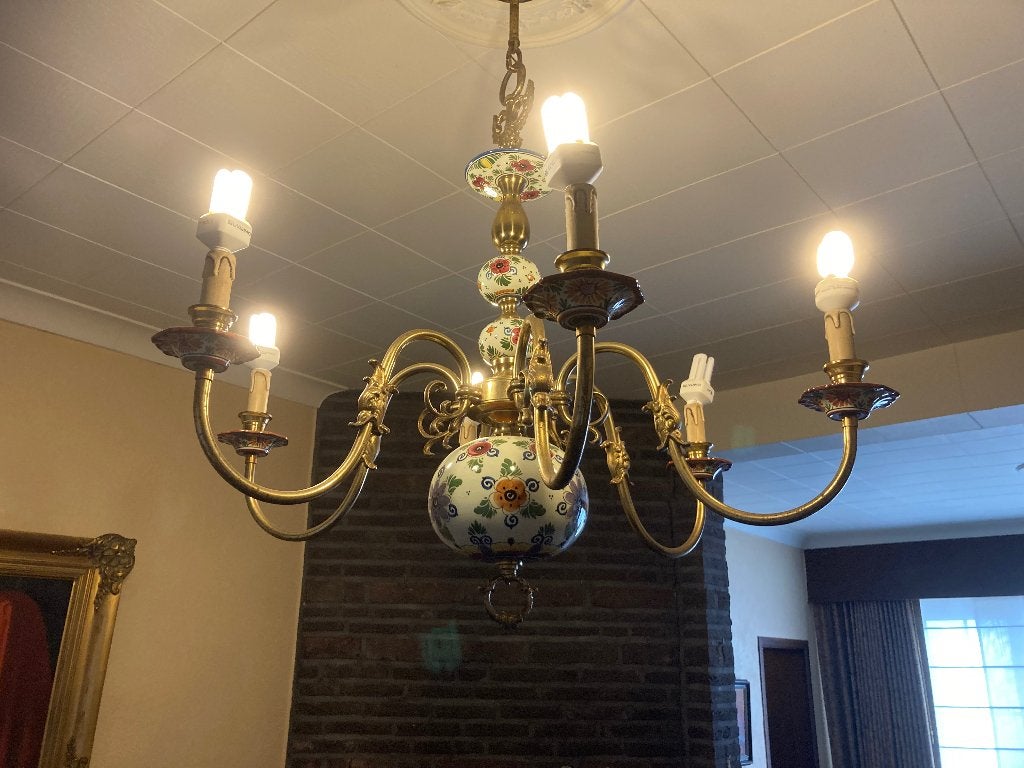 Koperen luster afgewerkt met porselein, Antiek en Kunst, Ophalen