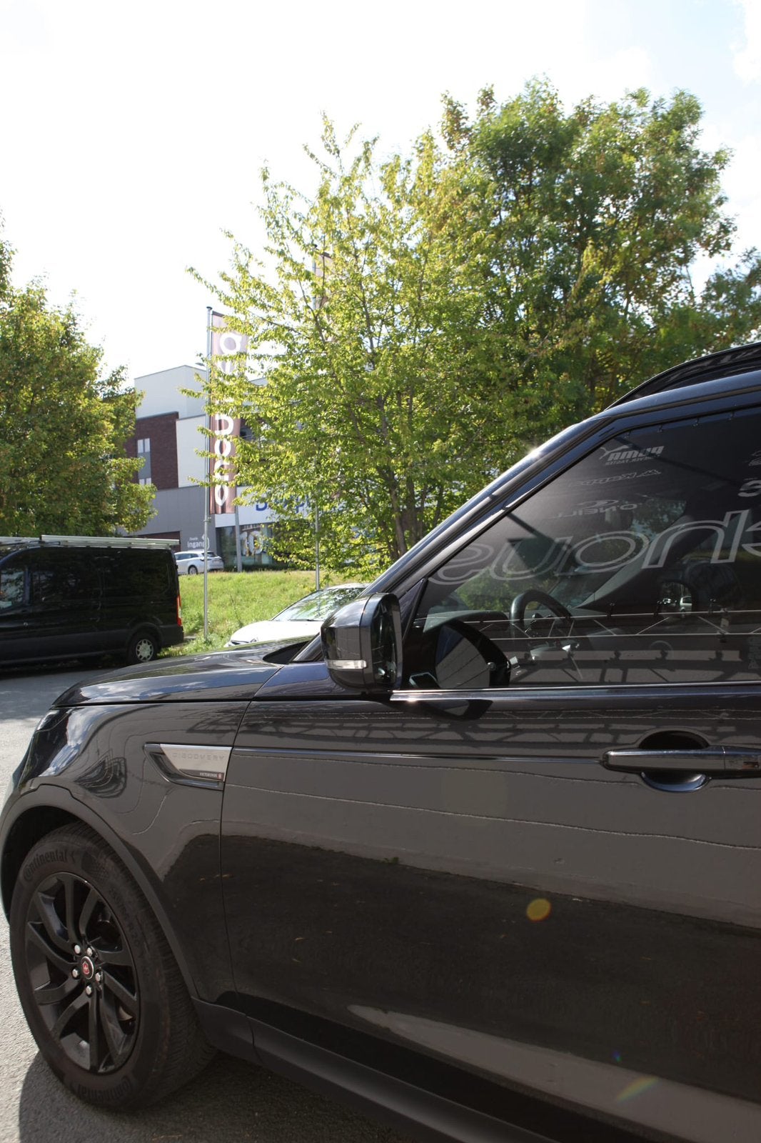 LAND ROVER DISCOVERY 3.0 TD6 VICTORINOX BLACK EDITION 7Pl, Enlèvement, Comme neuf