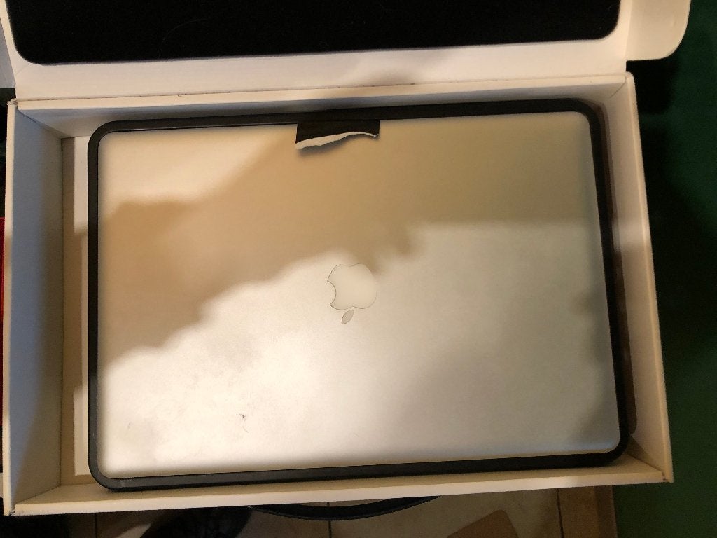 Macbook 17 inch, Computers en Software, Ophalen of Verzenden, Niet werkend, 17 inch, MacBook