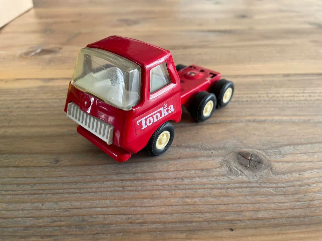 Vintage 1960s Tonka rode trekker truck 11cm, Antiek en Kunst, Ophalen of Verzenden