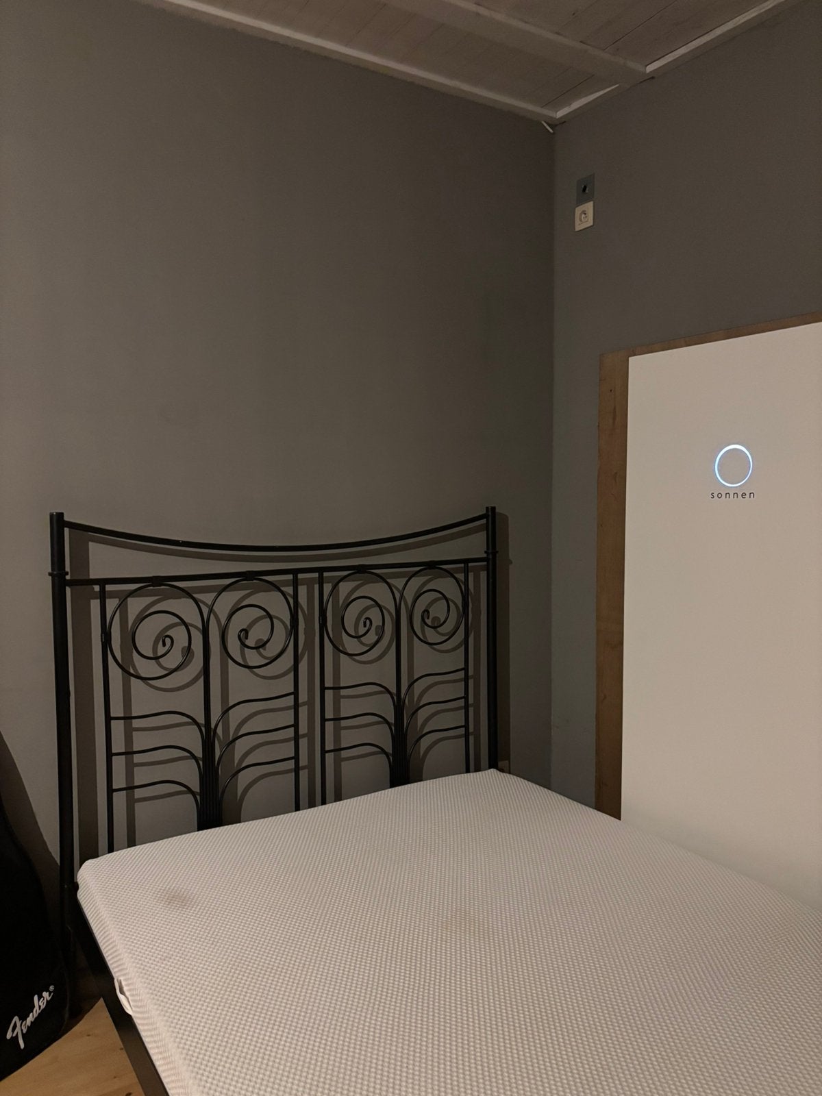 Zwart ijzeren bed 140x200 (met eventueel de matras bij), Queen size, Enlèvement, Noir, 140 cm