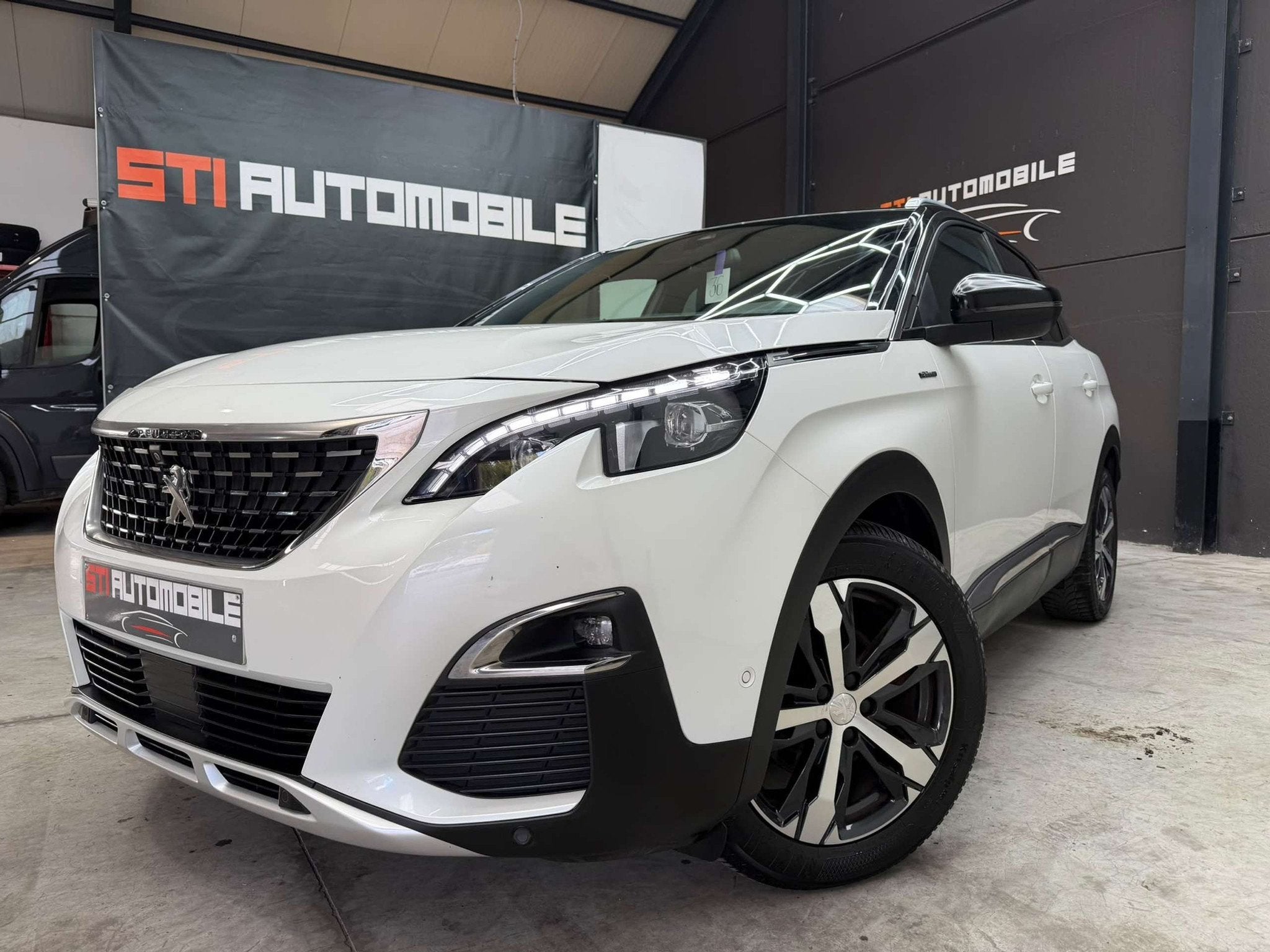 Peugeot 3008 1.6 THP GT Line (automatique), Autos, Achat, Euro 6, Entreprise, Noir