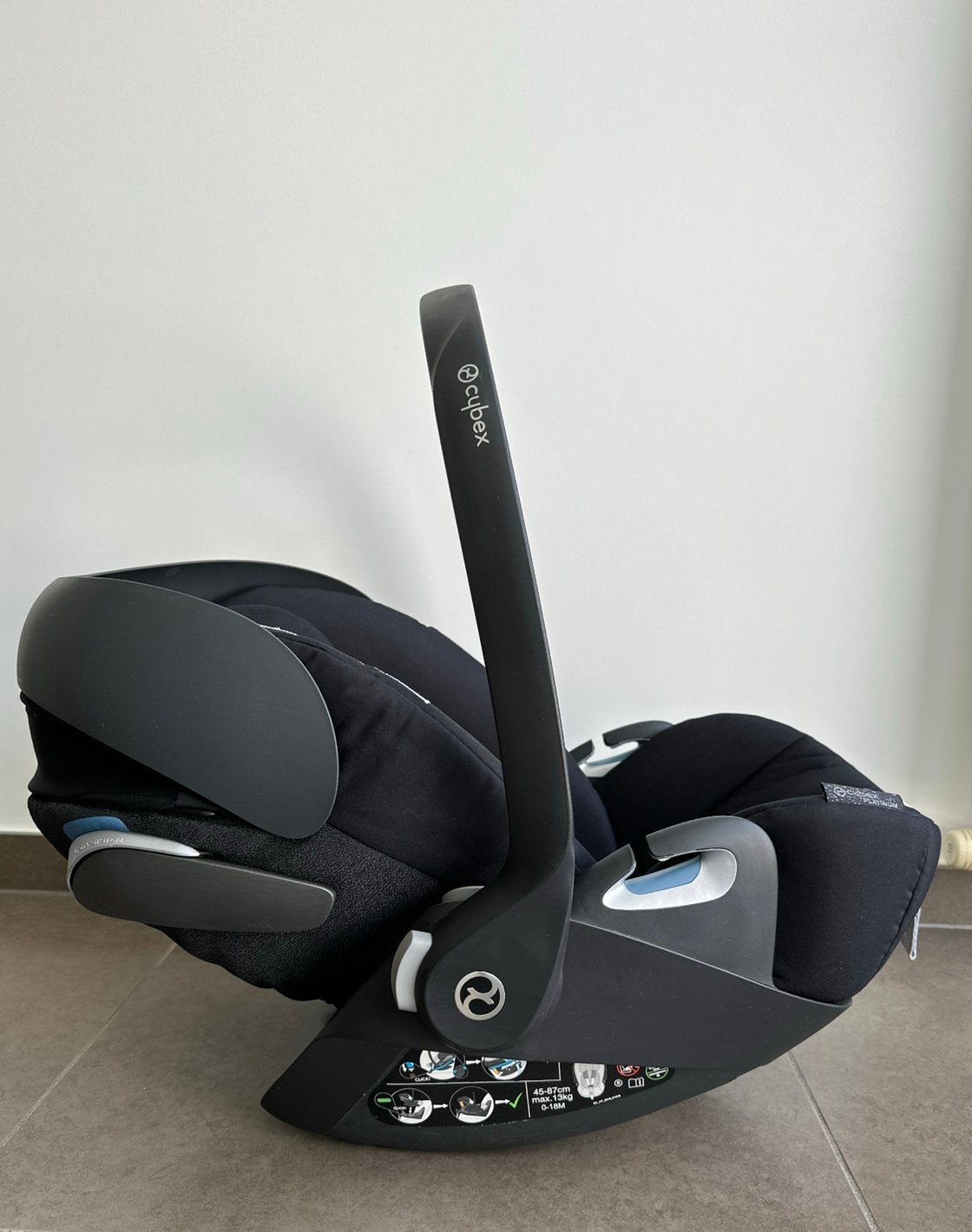 Set Cybex autostoelen + draaibare base in uitstekende staat!, 0 t/m 18 kg, Zo goed als nieuw, Ophalen, Overige merken