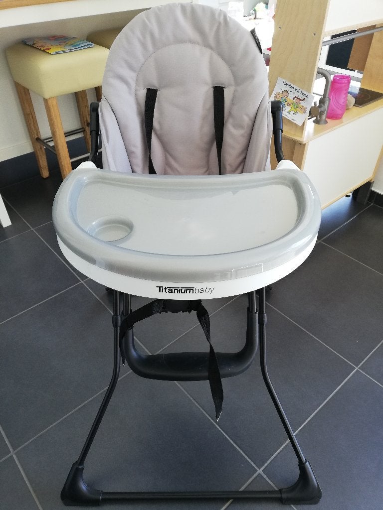 kinderstoel, Kinderen en Baby's, Kinderstoelen, Ophalen, Zo goed als nieuw, Inklapstoel, Gordel(s)