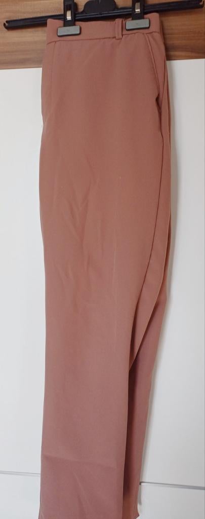 Pantalon uniquement rose, Taille 42/44 (L), Trois-quarts, Only, Enlèvement ou Envoi
