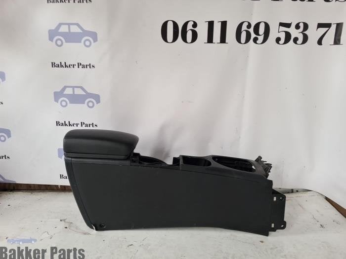 Console centrale d'un Nissan Qashqai, -, 3 mois de garantie, Utilisé, -