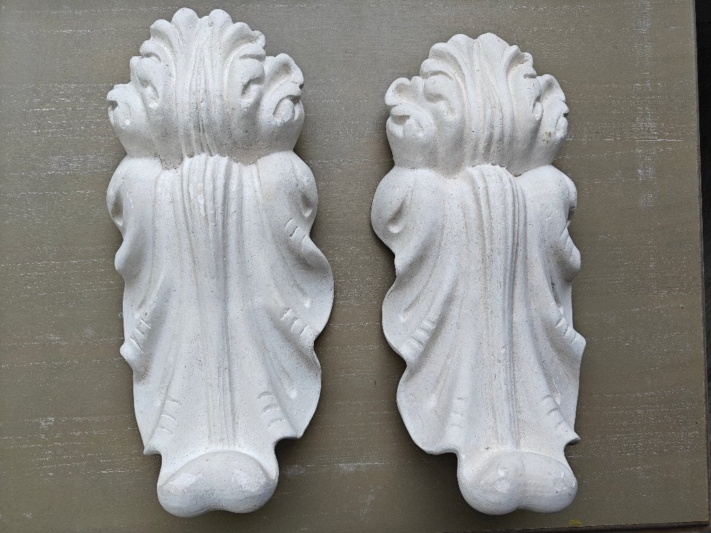 Deux appliques, moulages décoratifs en plâtre, Divers, Divers Autre, Enlèvement