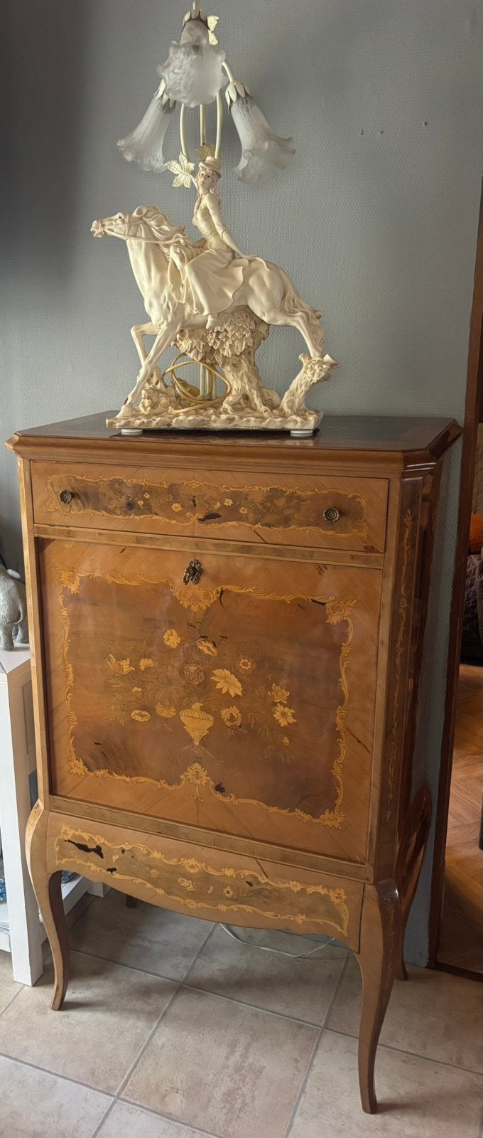 Élégant meuble bar louis XV marqueté, Antiek en Kunst, Ophalen