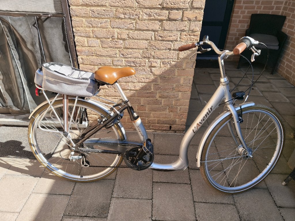 Dames fiets, Fietsen en Brommers, Fietsen | Dames | Damesfietsen, Gebruikt, (Extra) lage instap, Minder dan 47 cm, Trommelrem