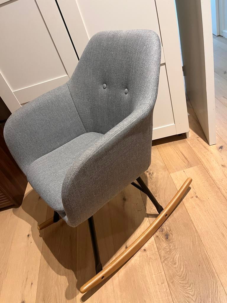 Schommelstoel te koop, Ophalen, Zo goed als nieuw