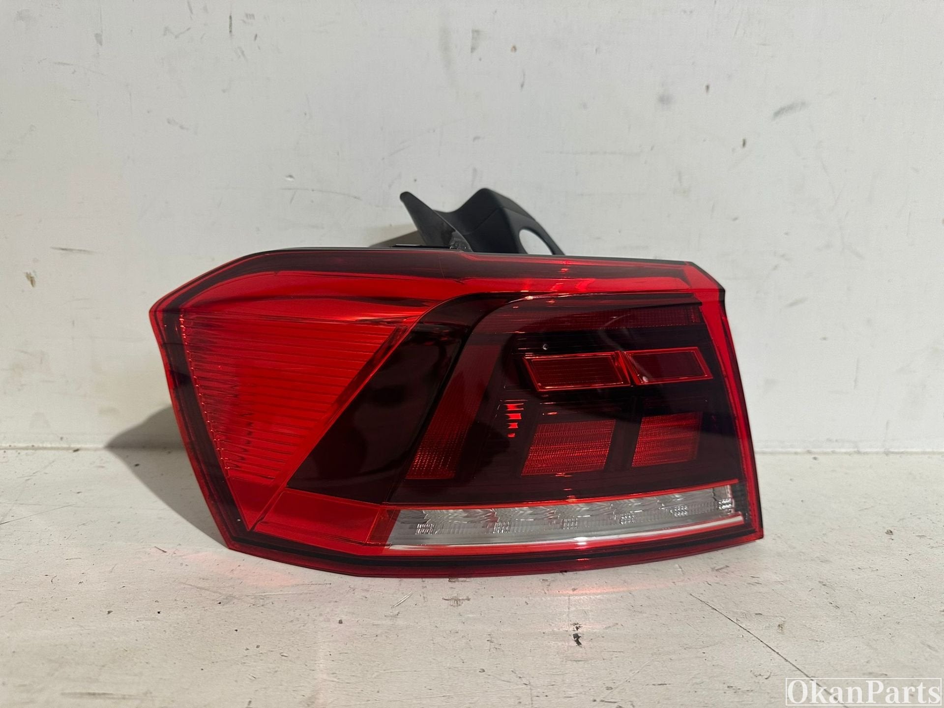 Feu arri re gauche LED pour VW Passat 3G B9 Facelift 3G99450, Fabrikant BV, Utilisé, Info@fabrikant.eu, Fabrikantstraat 1
1000 AA  Amsterdam, NL