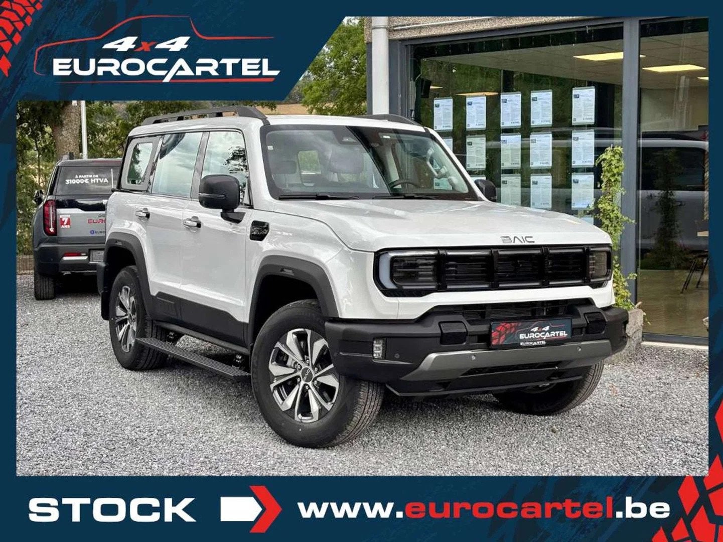 BAIC BJ40 2.0T 245 CV 8AT 4X4 | 35.942 € HTVA (automaat), Auto's, Automaat, Zwart, Wit, Leder