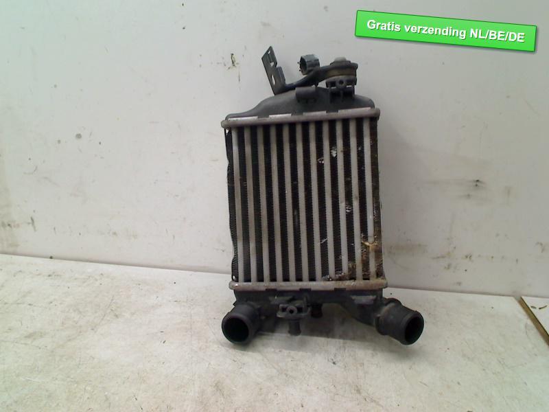 INTERCOOLER rechts Abarth 500 / 595 / 695 (887450000), Dhr. R. de Gouw, Utilisé, Autres marques automobiles, De Bloemendaal 21 21
5221 EB  'S HERTOGENBOSCH, NL