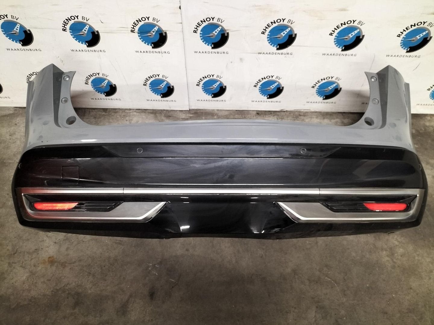 NISSAN QASHQAI J12E BUMPER ACHTER 2025, Gebruikt, Ophalen of Verzenden, Stiba lid, Achter