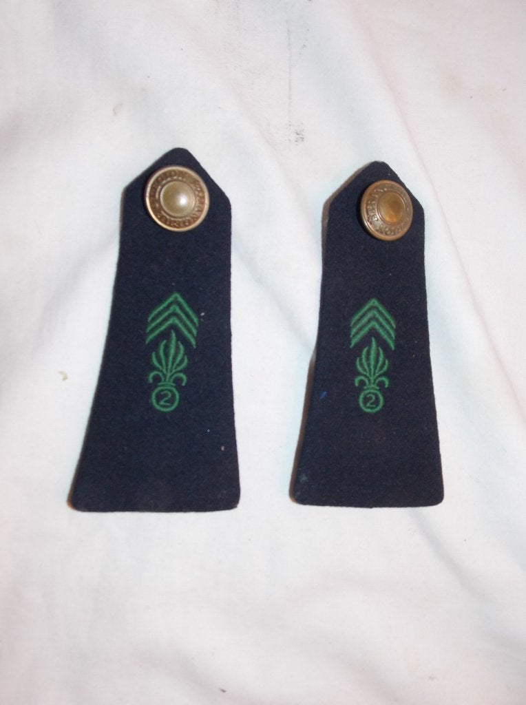 Franse legion etrangere schouderstukken (F), Verzamelen, Ophalen of Verzenden, Landmacht, Embleem of Badge