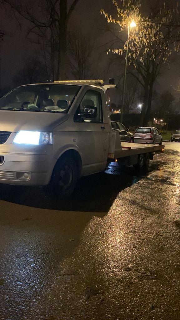 Depanneuse a vendre vw T5 2.5 172 CV, Bedrijf, Te koop