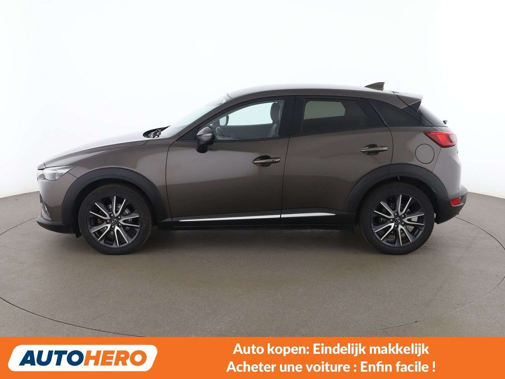 Mazda CX-3 2.0 Exclusive-Line (bj 2017, automaat), Auto's, Mazda, Gebruikt, Zwart, Bruin, 120 pk