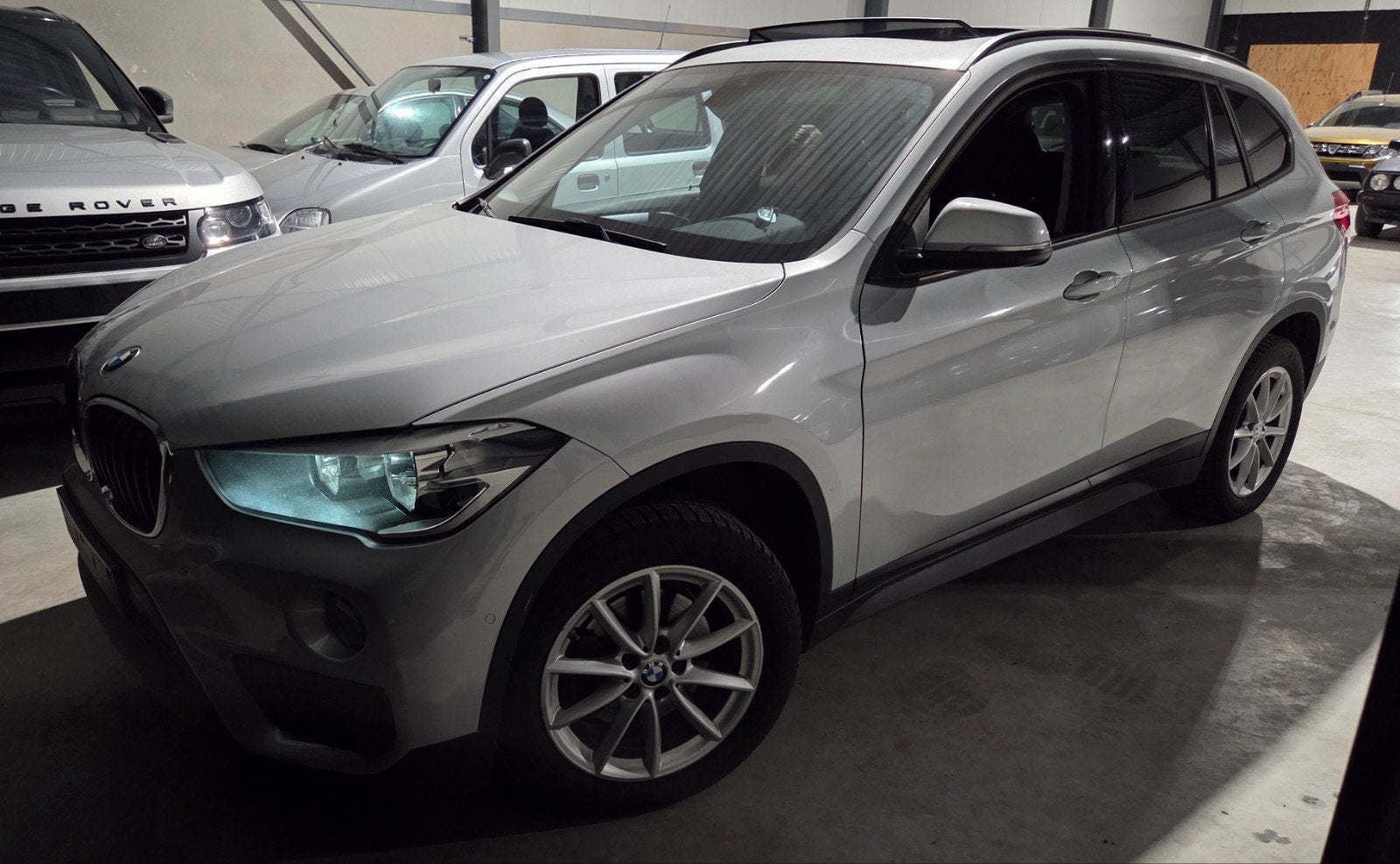 BMW X1 2.0d - BJ:2019 -238.000KM - EURO6- TOPSTAAT!, Auto's, BMW, Bedrijf, Te koop, X3, ABS, Adaptieve lichten, Airbags, Airconditioning