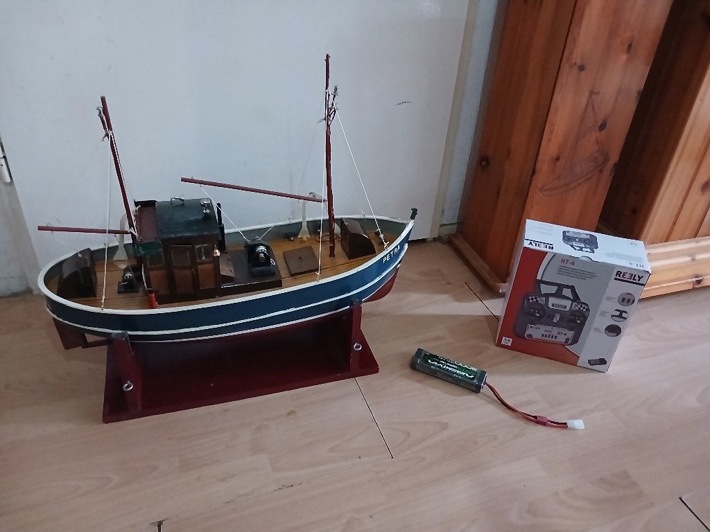 Prachtige RC Kotter Petra (Antje) inc extra s, Hobby en Vrije tijd, Modelbouw | Boten en Schepen, Ophalen, Zo goed als nieuw, Groter dan 1:32