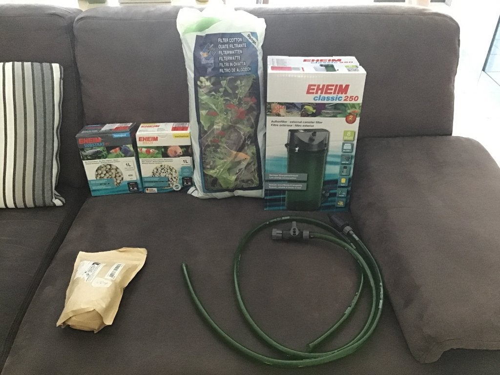 Aquarium filter + filter accessoires., Ophalen, Zo goed als nieuw, Filter, Eheim