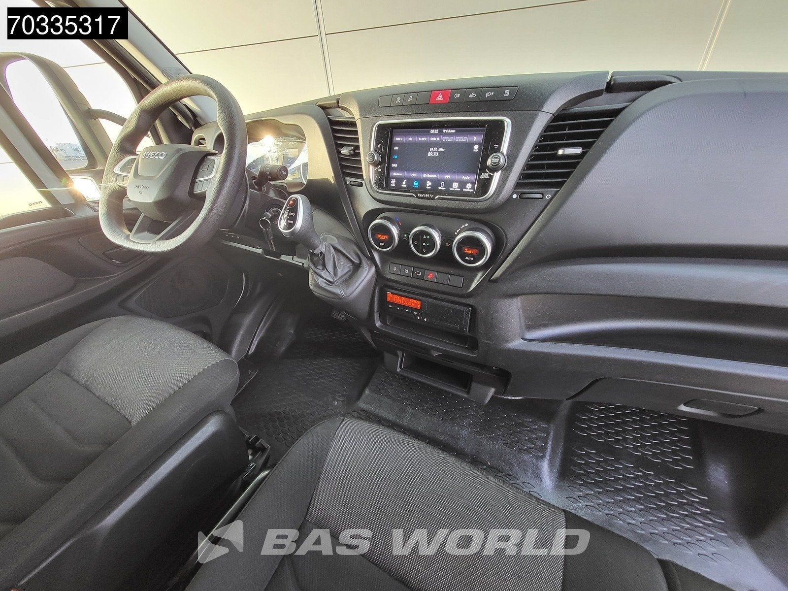 Iveco Daily 72C21 3.0L Automaat 1000KG Laadklep Luchtvering, Stof, Gebruikt, Euro 6, 4 cilinders