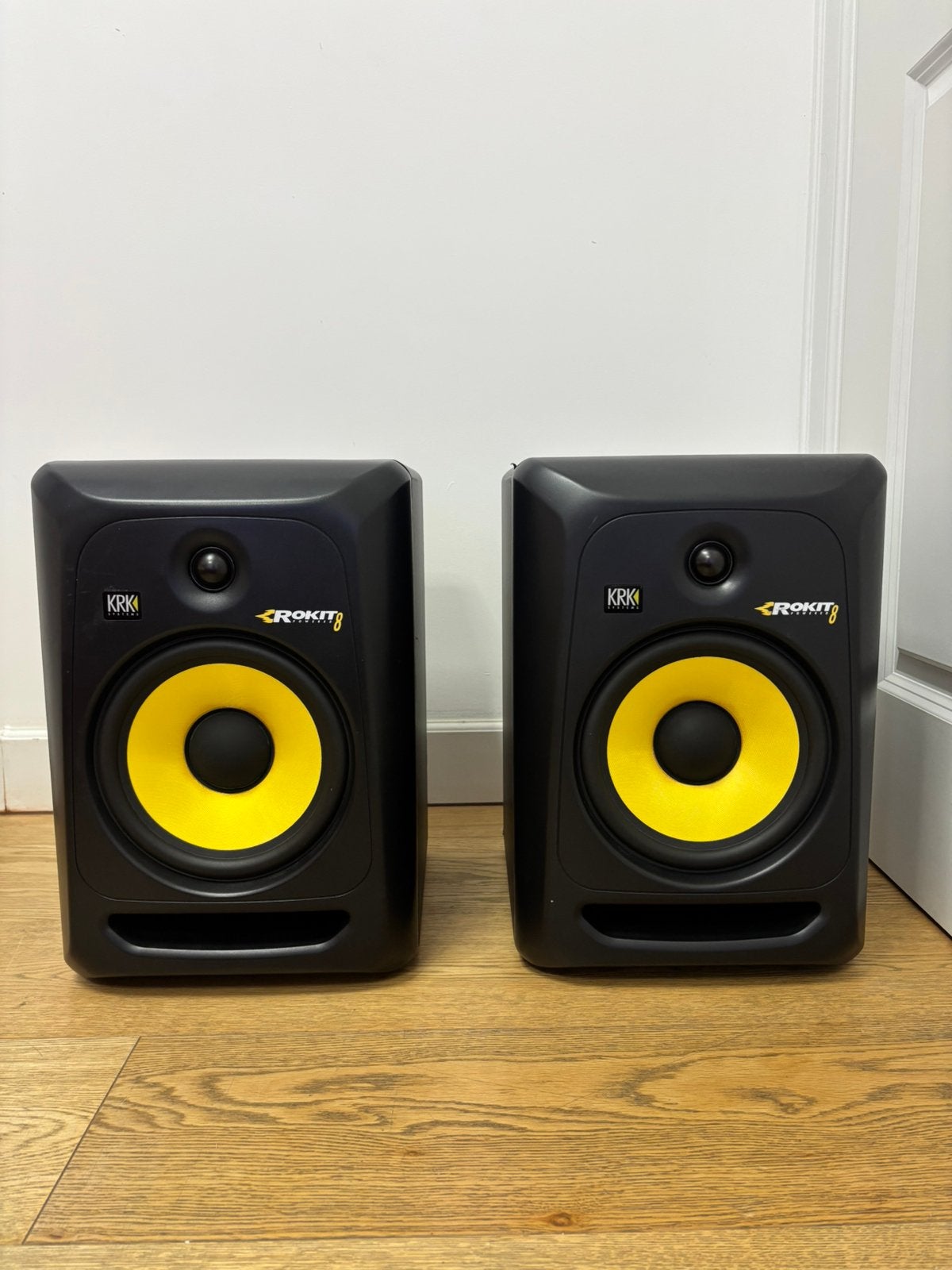 Krk 8 rokit, Audio, Tv en Foto, Ophalen, Zo goed als nieuw, KRK
