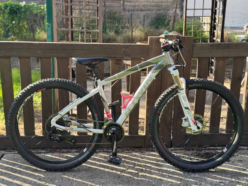 VTT B-twin 560, Vélos & Vélomoteurs, Vélos | VTT & Mountainbikes
