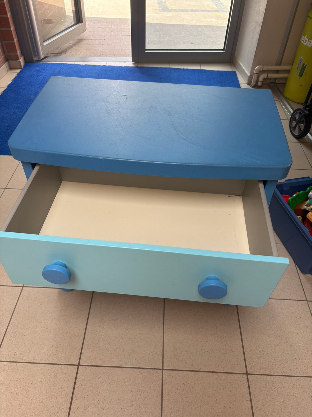 Ikea blauwe kast, Kinderen en Baby's, Ophalen, Zo goed als nieuw, Kast
