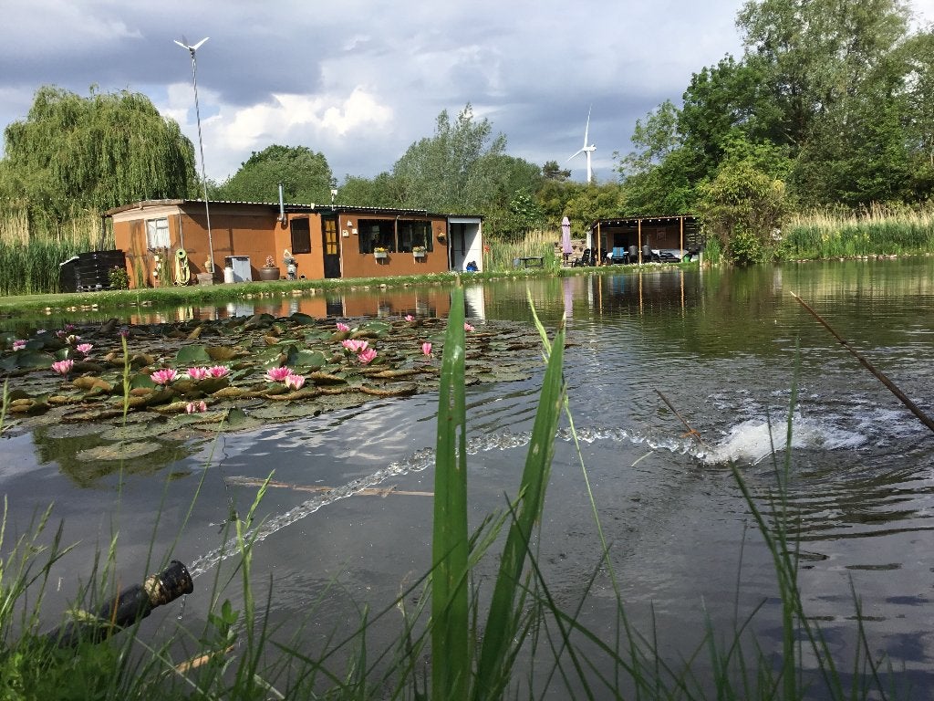stacaravan aan mooie visvijver op privé grond, Ventes sans courtier, Province de Flandre-Orientale