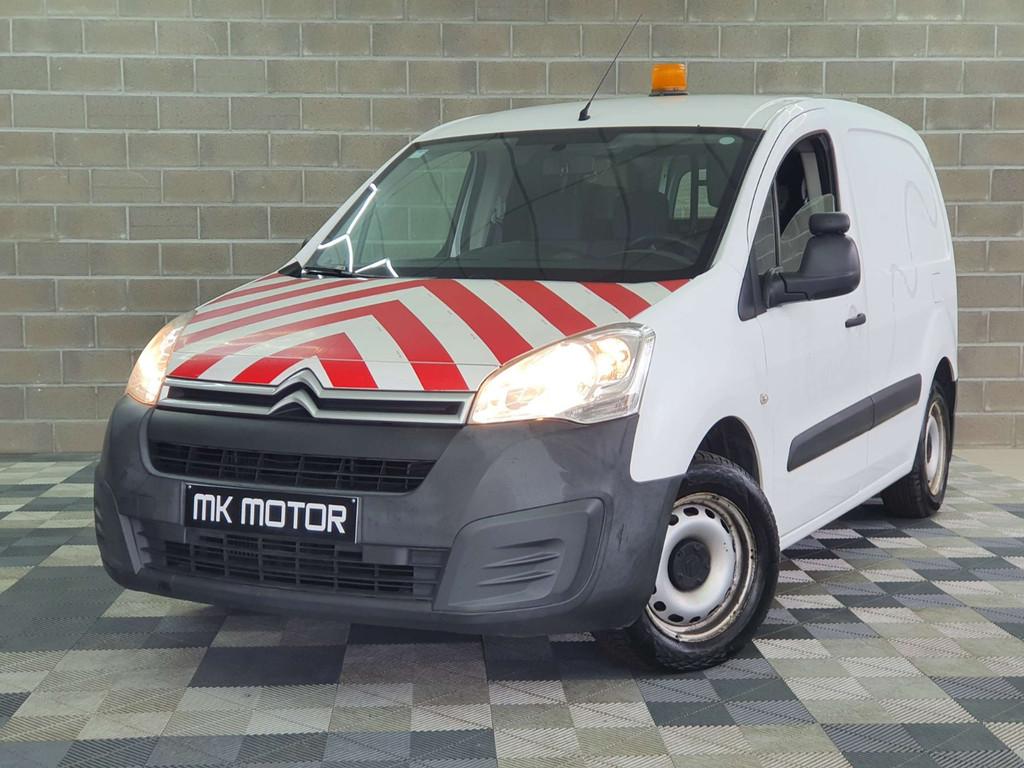 Citroën Berlingo 1.6 DIESEL - UTILITAIRE - 3 PLACES - C, Auto's, Bestelwagens en Lichte vracht, Bedrijf, Te koop, Airbags, Airconditioning
