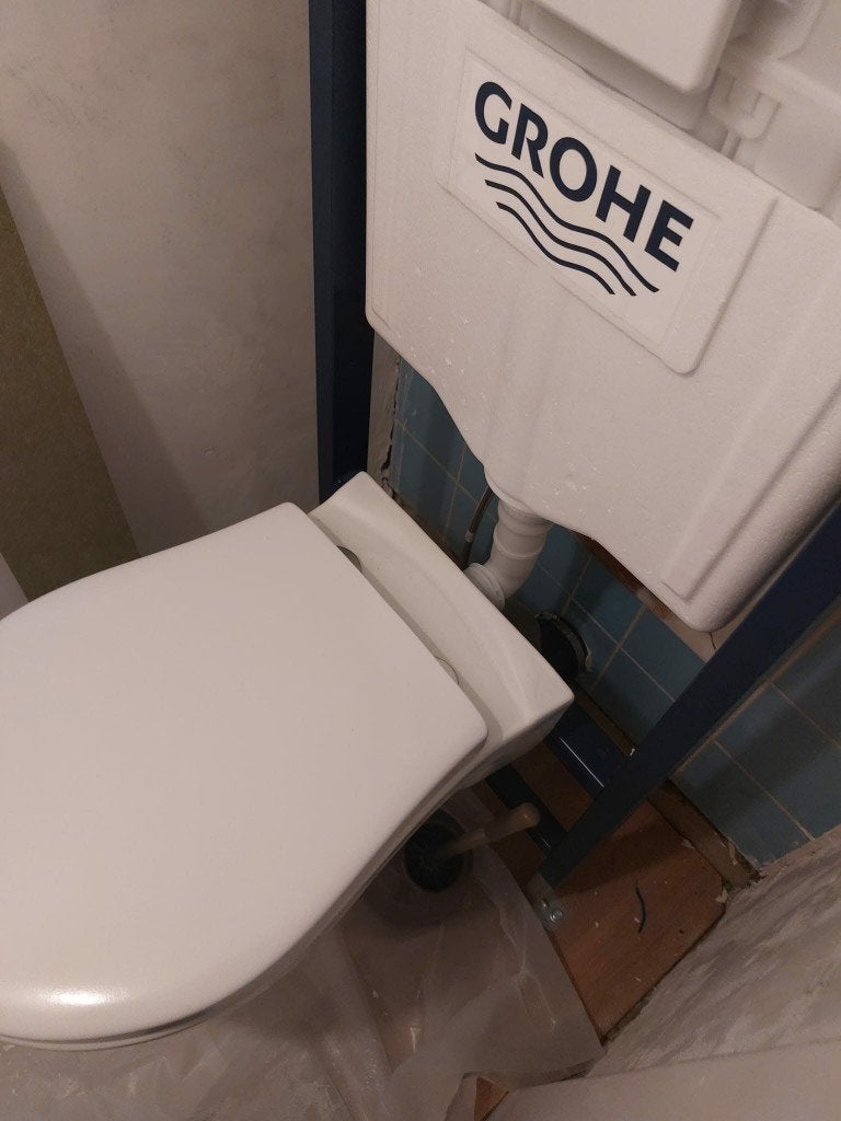 WC suspendu neuf + mécanisme de chasse – jamais utilisé, Bricolage & Construction, Sanitaire, Enlèvement, Neuf, Toilettes