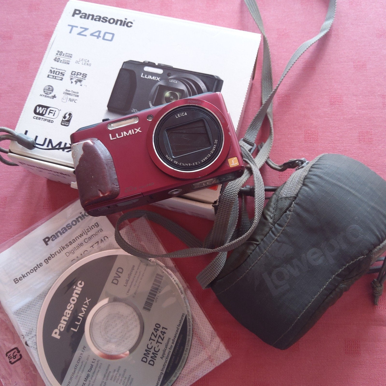 Panasonic Lumix DMC-TZ40. Ongetest. Voor onderdelen., Ophalen of Verzenden, Niet werkend, Accu, Panasonic