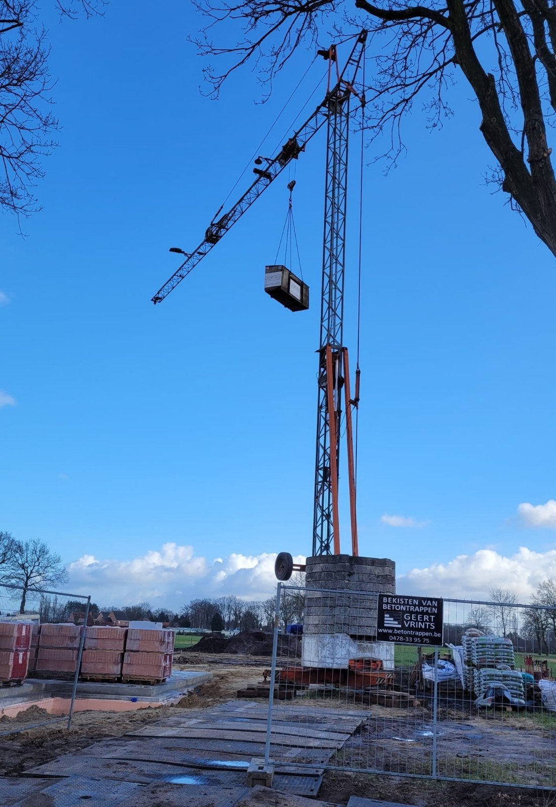 Bouwkraan te huur - met keuring - direct beschikbaar, Enlèvement
