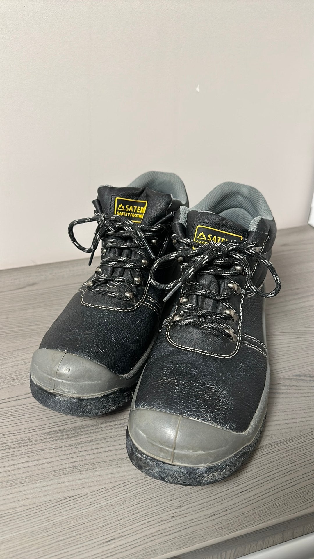 Satexo Footwear - Veiligheidsschoenen met stalen tip maat 41, Enlèvement, Utilisé