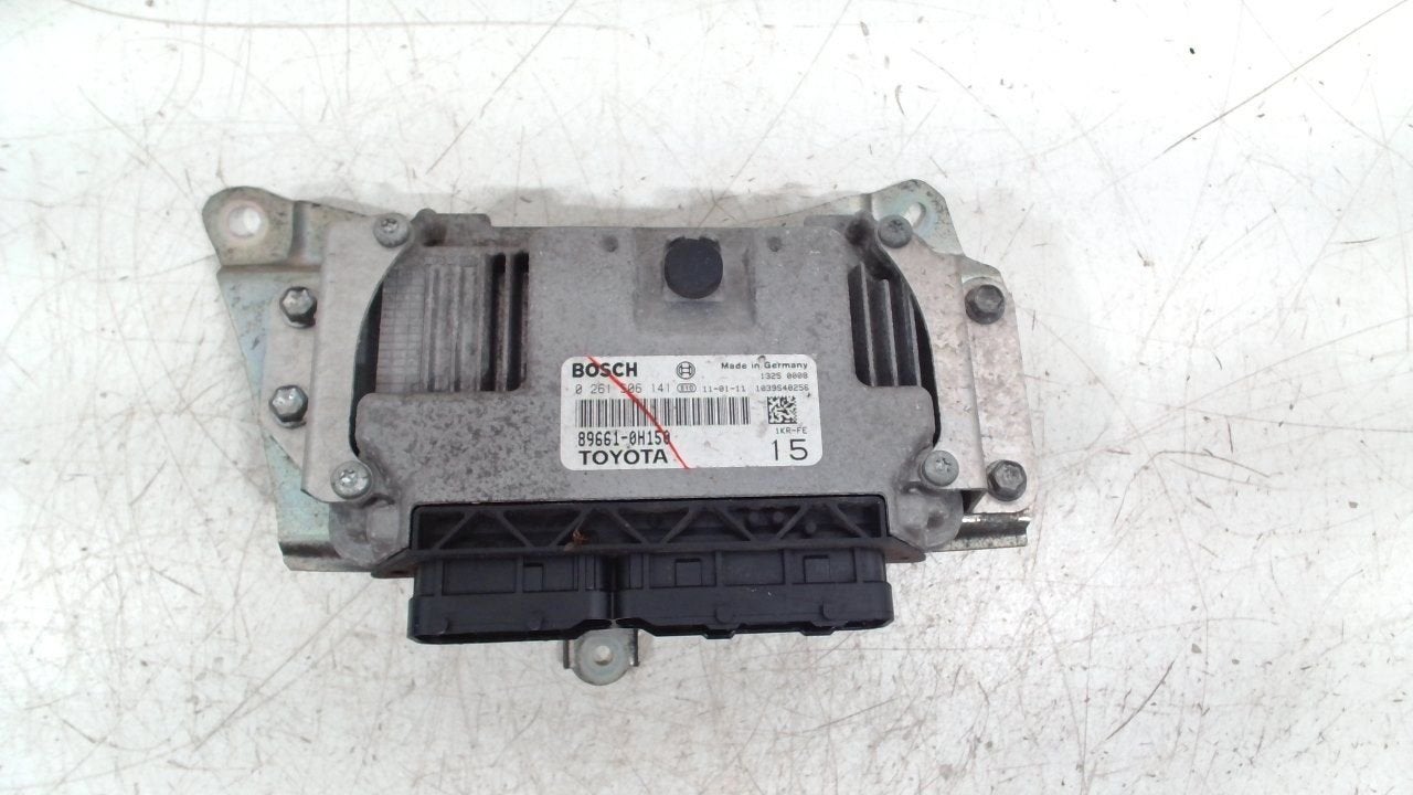 Computer motormanagement Toyota Aygo, Onderdelen@venauto.nl, Van der Ven Autorecycling B.V., Daihatsu, Ettenseweg 76, 4706 PB Roosendaal, The Netherlands
