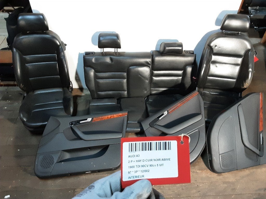 INTERIEUR Audi A3 (8L1) (01-1996/05-2003) (1J3881106BE), Gebruikt, Mevr. I. Hauben, Audi, Rue de l'Espoir 34 34
4030  GRIVEGNÉE, BE