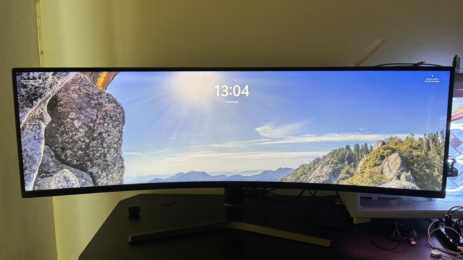 Samsung CRG9 49” 120Hz 5120x1440 + Bras articulé, Audio, Tv en Foto, Televisies, Ophalen, Zo goed als nieuw, 120 Hz, Samsung