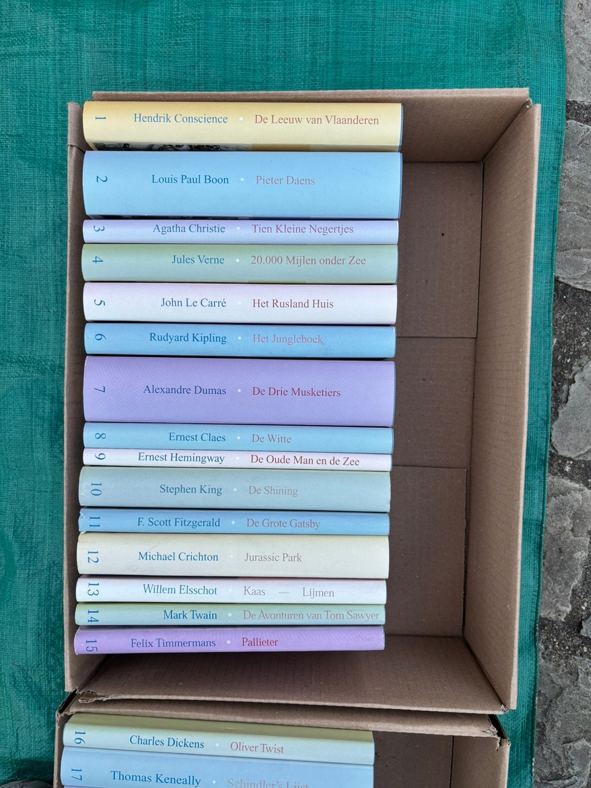 Boeken verzameling, Ophalen, Zo goed als nieuw