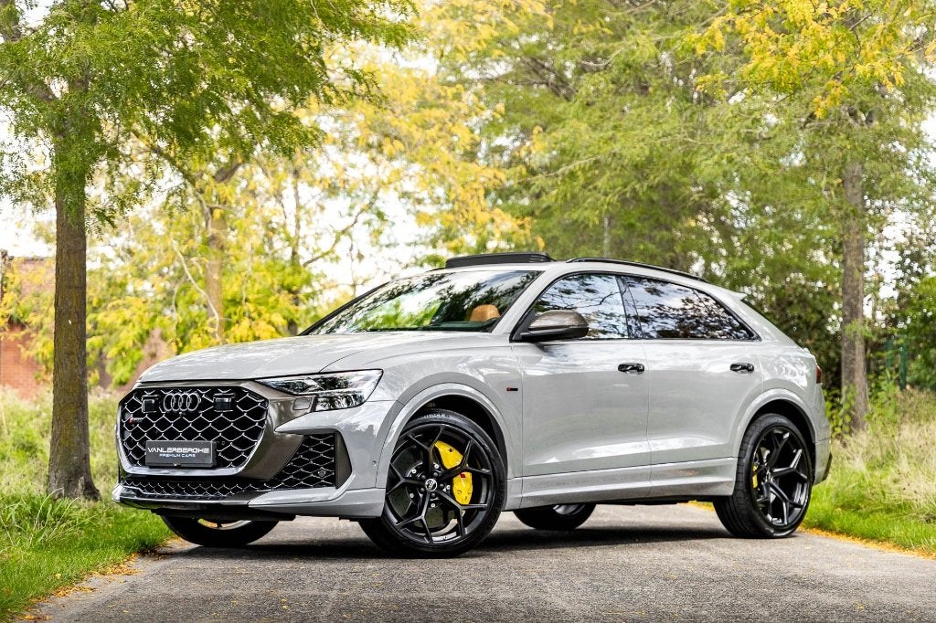 Audi RS Q8 Performance * Ceramic Brakes * Pano * B&O *, Autos, Argent ou Gris, Achat, 3996 cm³, Euro 6