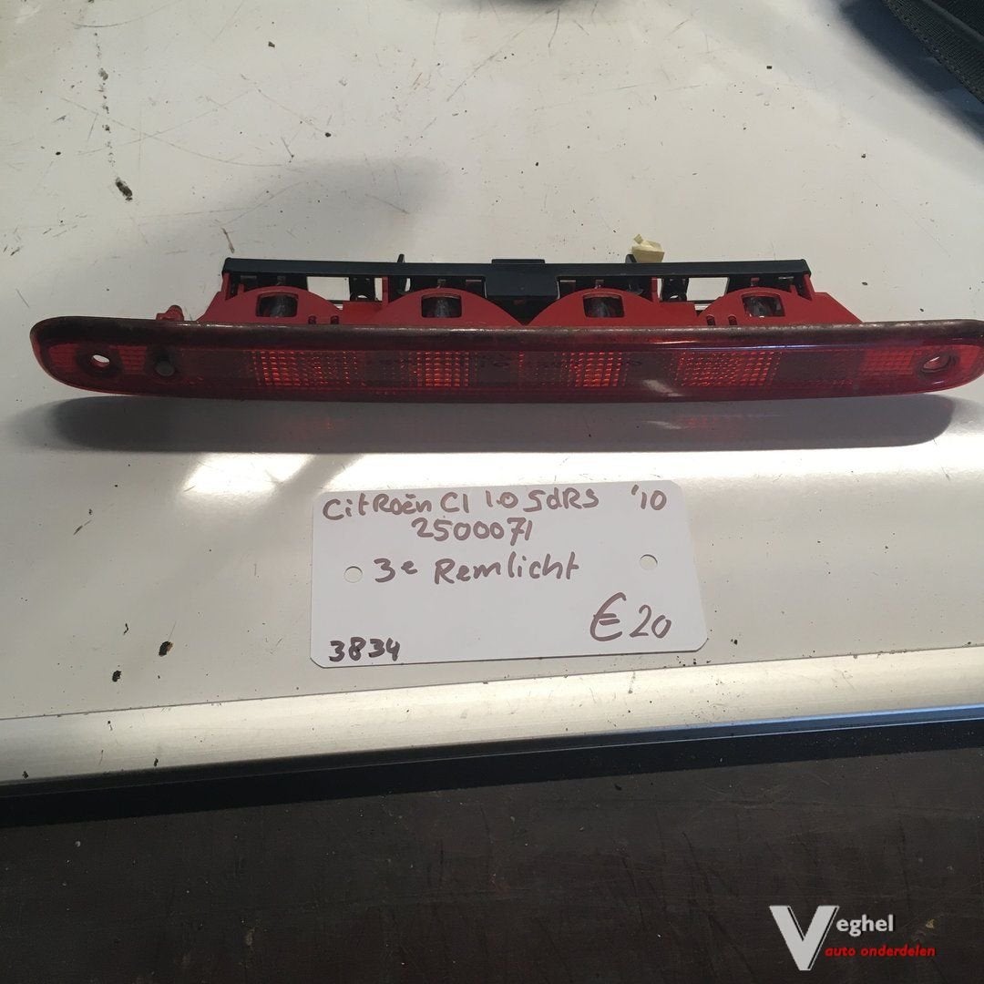 Citroen C1    1.0  2010 Wagennr 2500071  derde Remlicht, -, Utilisé, -, -