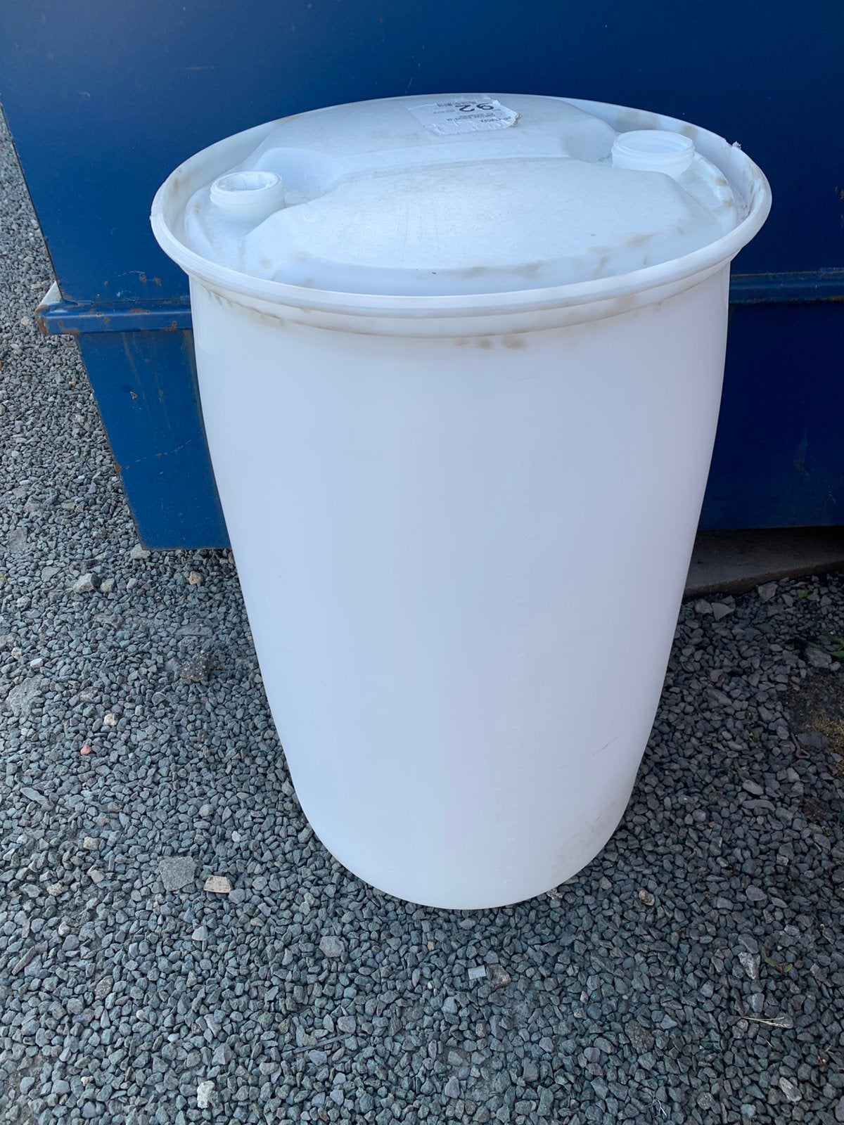 2 tonnen van +-200L. Licht doorzichtig, Jardin & Terrasse, Barils de pluie, 150 litres ou plus, Enlèvement, Utilisé, Synthétique