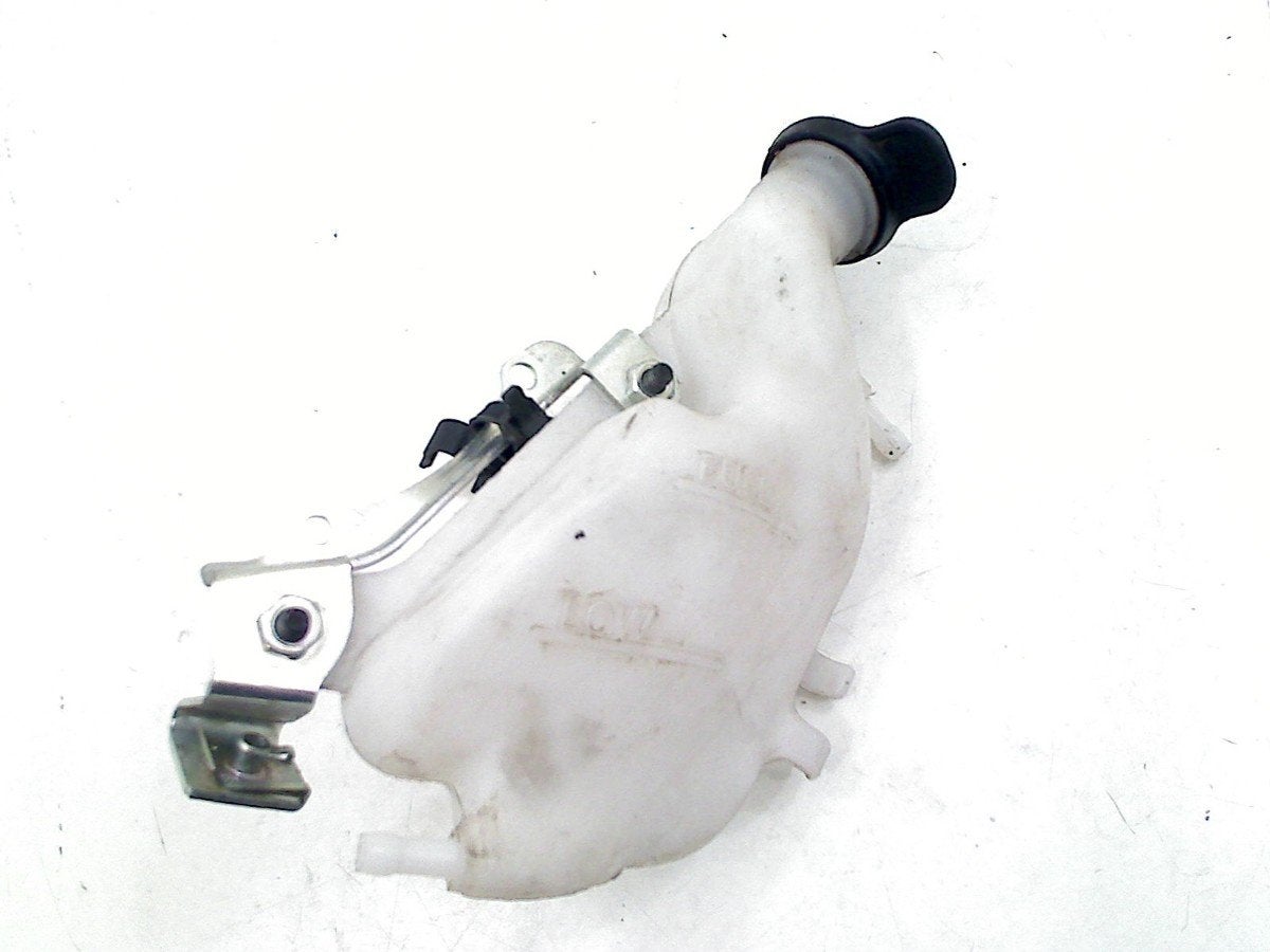BOCAL LIQUIDE DE REFROIDISSEMENT Yamaha, Yamaha Motor Europe N.V., Utilisé, Customersupport@yamaha-motor.co.uk, Koolhovenlaan 101
1119 NC  Schiphol-Rijk, NL