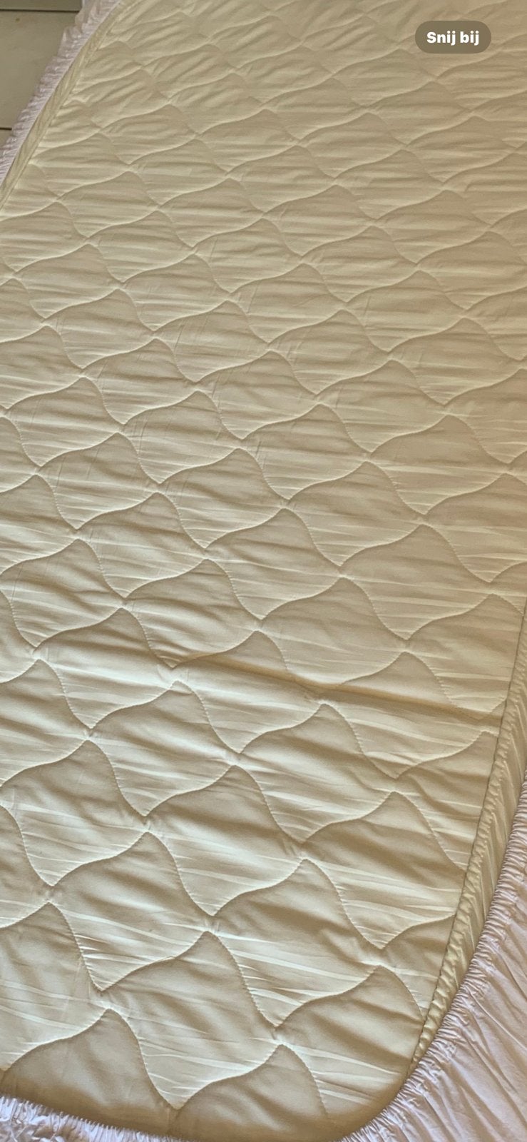 Matras en beddebodem, Ophalen, Zo goed als nieuw, Matras