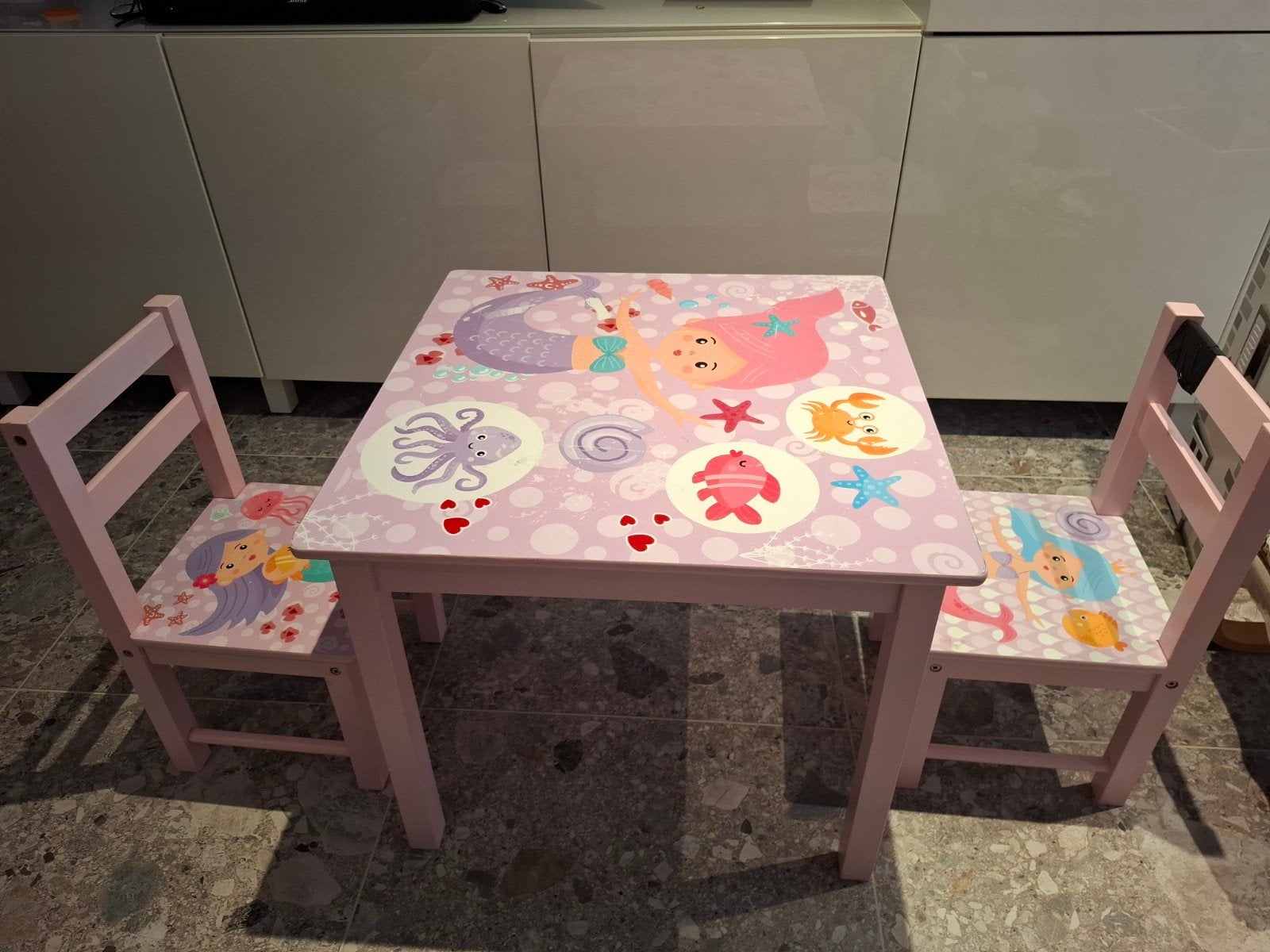 kleutertafel met 2 stoelen, Ophalen, Stoel(en)